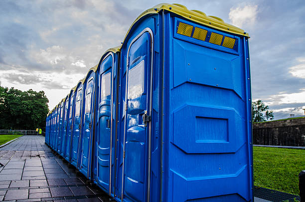 Porta potty delivery and setup in Harrisburg, AR